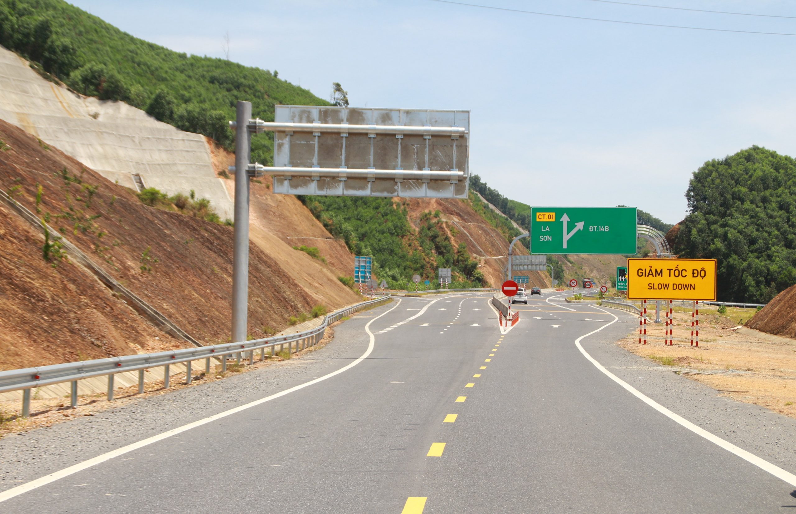 Dự án cao tốc La Sơn - Túy Loan